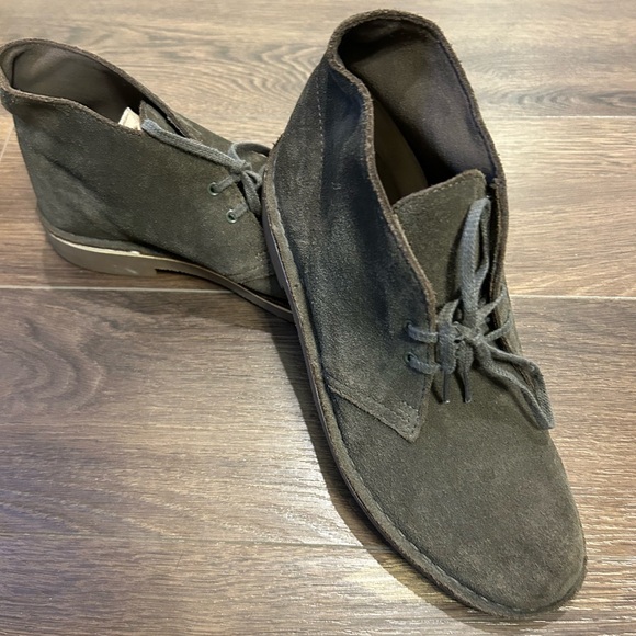 Clarks Desert Chukka Boots Gray Green Suede size 9 - Picture 4 of 5